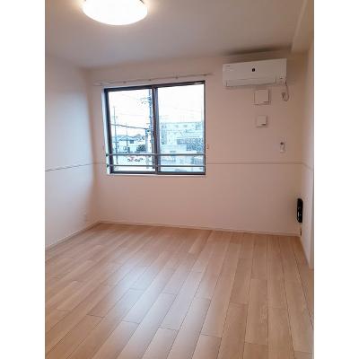 メゾン・ド・アン 201【管理NO：1-026909201-02010】 ★家具家電は申し込み後に搬入しますの物件写真2