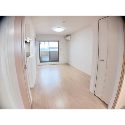 カノン　フィオーレ 303【管理NO：1-021906501-03030】 ★家具家電は申し込み後に搬入しますの物件写真2