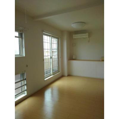 グラシオッソ 201【管理NO：1-017633401-02010】 ★家具家電は申し込み後に搬入しますの物件写真2