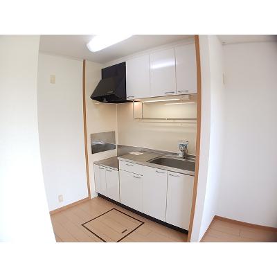 トールスター 101【管理NO：1-014654901-01010】 ★家具家電は申し込み後に搬入します★の物件写真3