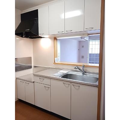 プリムラプレッソ 203【管理NO：1-014092801-02030】 ★家具家電は申し込み後に搬入しますの物件写真3