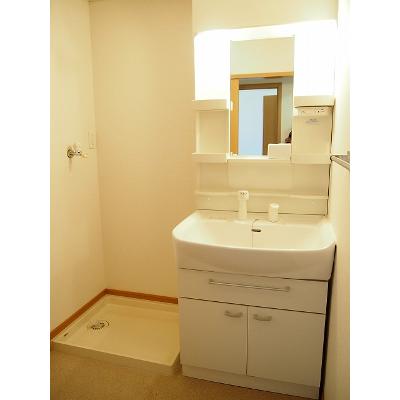 プリムラプレッソ 203【管理NO：1-014092801-02030】 ★家具家電は申し込み後に搬入しますの物件写真6