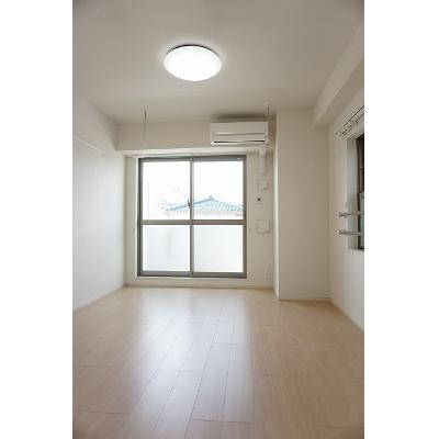 アステール 205【管理NO：1-023607601-02040】 ★家具家電は申し込み後に搬入しますの物件写真2