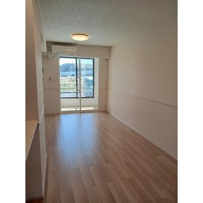 フェリシダ 103【管理NO：1-027977101-01030】 ★家具家電は申し込み後に搬入します★の物件写真2