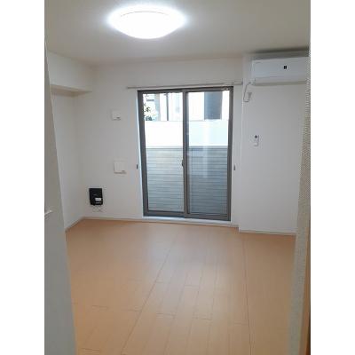 フェスターレⅢ 102【管理NO：1-019745001-01020】 ★家具家電は申し込み後に搬入します★の物件写真2