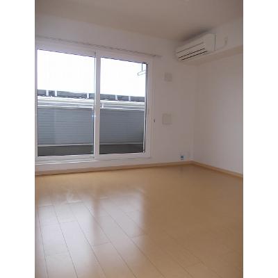 グランヒルＡ 202【管理NO：1-014989301-02020】 ★家具家電は申し込み後に搬入しますの物件写真2