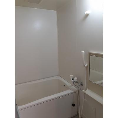 グリ－ン１４ 201【管理NO：1-006979801-02010】 ★家具家電は申し込み後に搬入します★の物件写真4