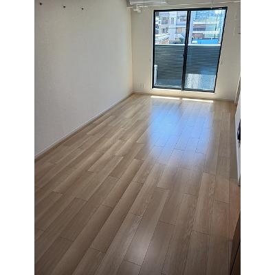 カルメル 202【管理NO：1-028614101-02020】 ★家具家電は申し込み後に搬入します★の物件写真2