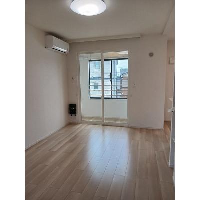メゾン　ルミエール 203【管理NO：1-028364601-02030】 ★家具家電は申し込み後に搬入します★の物件写真2