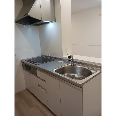 アルブル 101【管理NO：1-028120201-01010】 ★家具家電は申し込み後に搬入します★ ★2026年09月下旬入居可能★の物件写真3