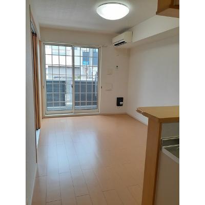ベルベットポー 101【管理NO：1-018281301-01010】 ★家具家電は申し込み後に搬入しますの物件写真2