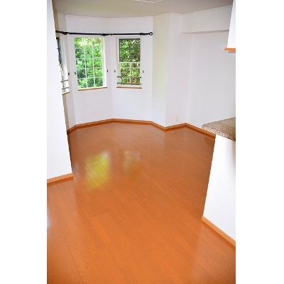 apartment 愛知県東海市富木島町八丁ケ根３番地１ 

↓地図はこちらから