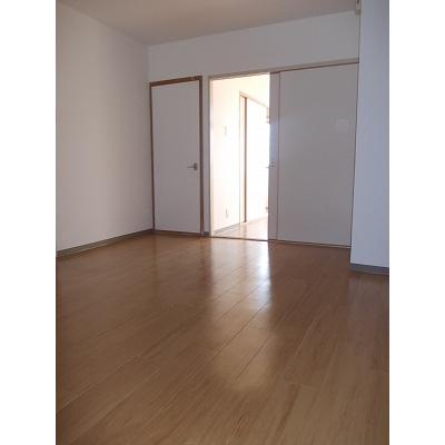 クレセント大高 202【管理NO：1-003568901-02020】 ★家具家電は申し込み後に搬入しますの物件写真2