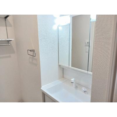 ローリエ　Ⅲ 201【管理NO：1-027778203-02010】 ★家具家電は申し込み後に搬入します★の物件写真6