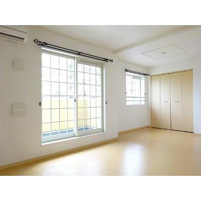 カーサ　エテルノ 205【管理NO：1-016069201-02040】 ★家具家電は申し込み後に搬入しますの物件写真2