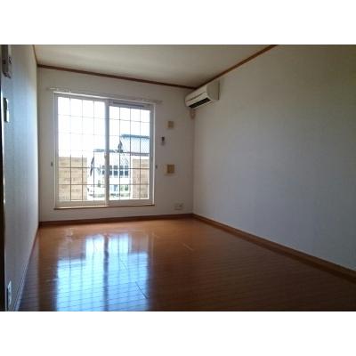ハーモニーヒル 203【管理NO：1-013320001-02030】 ★家具家電は申し込み後に搬入しますの物件写真2