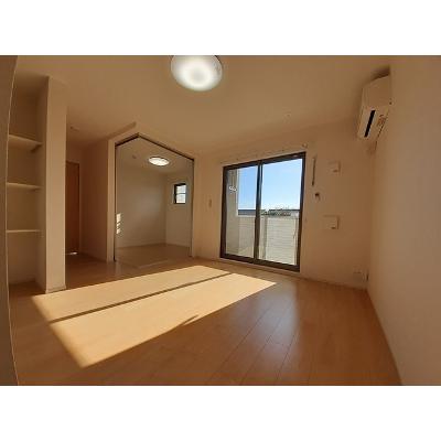 ツヴァイ中川 102【管理NO：1-022874201-01020】 ★家具家電は申し込み後に搬入しますの物件写真2