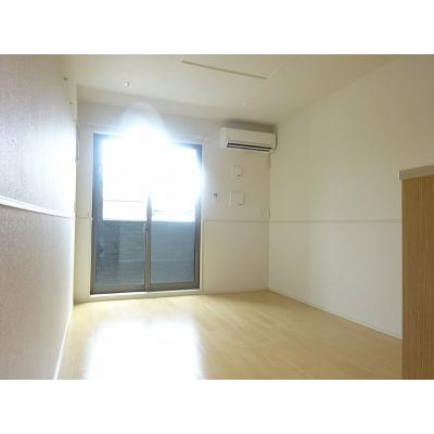 コンソラータ　Ⅱ 103【管理NO：1-022669102-01030】 ★家具家電は申し込み後に搬入しますの物件写真2