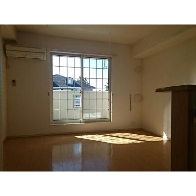 シーズ　メゾンⅡ 202【管理NO：1-017747802-02020】 ★家具家電は申し込み後に搬入しますの物件写真2