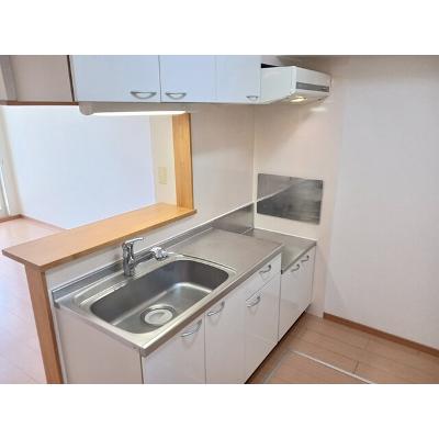 フォー　シーズンズ 103【管理NO：1-015283501-01030】 ★家具家電は申し込み後に搬入しますの物件写真3