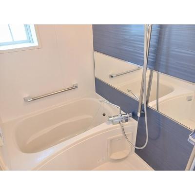 フォー　シーズンズ 103【管理NO：1-015283501-01030】 ★家具家電は申し込み後に搬入しますの物件写真4