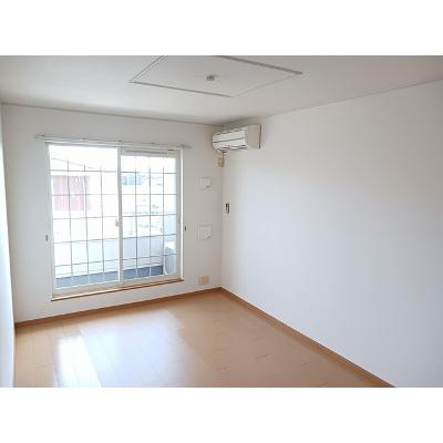 アルモニーメゾン　Ⅱ 203【管理NO：1-015150902-02030】 ★家具家電は申し込み後に搬入しますの物件写真2