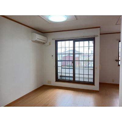 サンリットガーデン 203【管理NO：1-012599301-02030】 ★家具家電は申し込み後に搬入しますの物件写真2