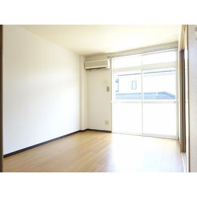 サンシャイン赤尾台 203【管理NO：1-006587101-02030】 ★家具家電は申し込み後に搬入します 2026年07月中旬入居可能の物件写真2
