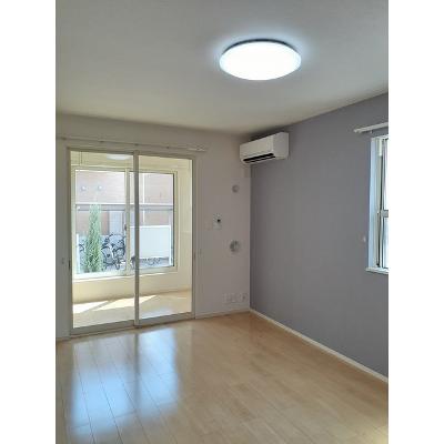 クローバー　Ｃ 101【管理NO：1-024164303-01010】 ★家具家電は申し込み後に搬入しますの物件写真2