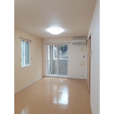 カサエテルノⅡ 105【管理NO：1-019235602-01040】 ★家具家電は申し込み後に搬入しますの物件写真2