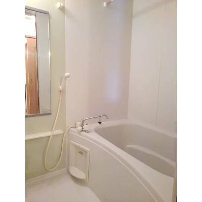 フルール 203【管理NO：1-013036401-02030】 ★家具家電は申し込み後に搬入します★の物件写真4