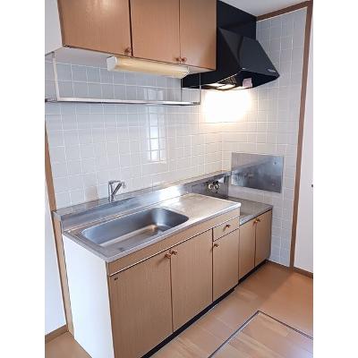 プチメゾン 101【管理NO：1-009631001-01010】 ★家具家電は申し込み後に搬入します★の物件写真3