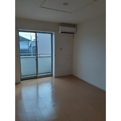 オーブ　ヴィーナス 201【管理NO：1-019722401-02010】 ★家具家電は申し込み後に搬入しますの物件写真2