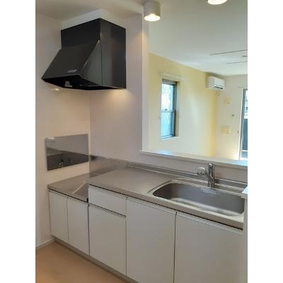 フィロス　グローリー 101【管理NO：1-019426001-01010】 ★家具家電は申し込み後に搬入します★の物件写真3
