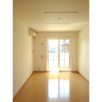 エレガント　Ｍ・Ⅱ 103【管理NO：1-015212702-01030】 ★家具家電は申し込み後に搬入します★の物件写真2
