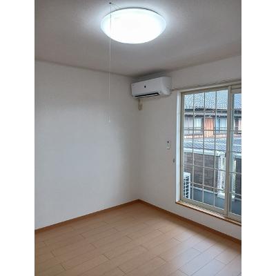 エスポワールドゥ白山 205【管理NO：1-014312401-02040】 ★家具家電は申し込み後に搬入しますの物件写真2