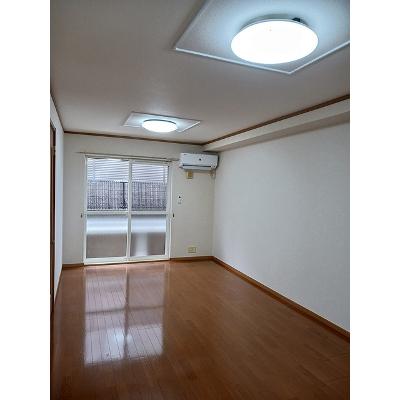 ヴェルサン　ヴィラ 102【管理NO：1-012740701-01020】 ★家具家電は申し込み後に搬入します★の物件写真2