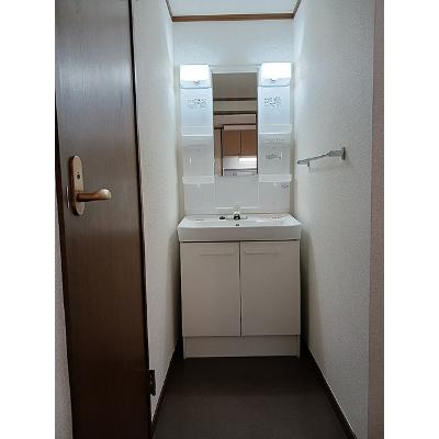 ファミールアイⅠ 102【管理NO：1-009595101-01020】 ★家具家電は申し込み後に搬入します★の物件写真6