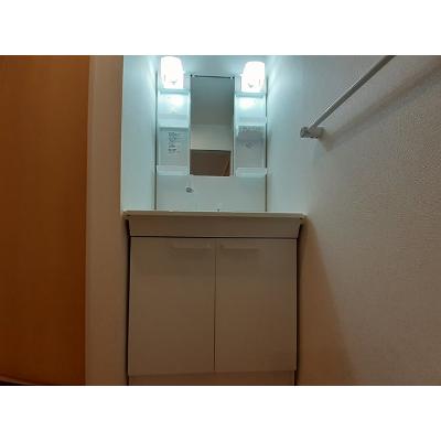 ノーヴァ　ワイ　Ⅱ 203【管理NO：1-022335902-02030】 ★家具家電は申し込み後に搬入しますの物件写真6