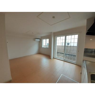 ピュアシス若松 102【管理NO：1-017466801-01020】 ★家具家電は申し込み後に搬入します★の物件写真2