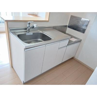 エーン　モーレン 201【管理NO：1-016004001-02010】 ★家具家電は申し込み後に搬入します★の物件写真3