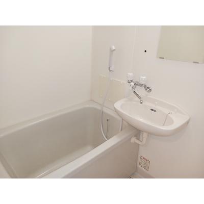 アーバンハイツＣ 2-A【管理NO：1-003321101-02010】 ★家具家電は申し込み後に搬入します★の物件写真4