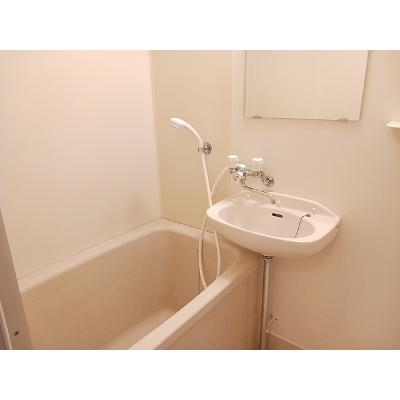 シティハイツハピネス 2C【管理NO：1-001532201-02030】 ★家具家電は申し込み後に搬入します★の物件写真4