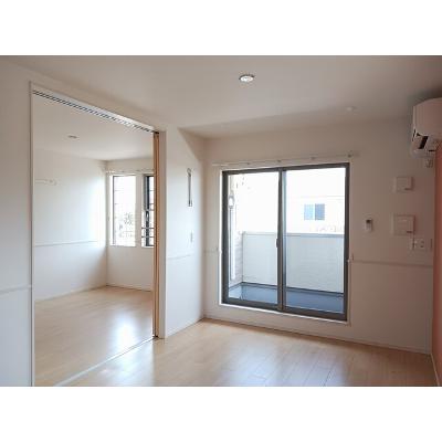 エスポワール・Ｅ 201【管理NO：1-023915202-02010】 ★家具家電は申し込み後に搬入しますの物件写真2