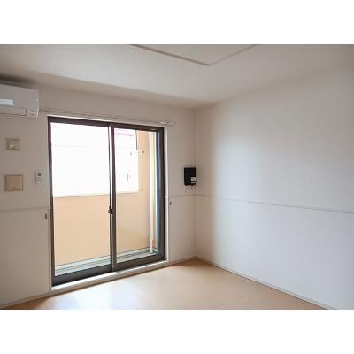 サイネリアⅡ 101【管理NO：1-020686102-01010】 ★家具家電は申し込み後に搬入しますの物件写真2
