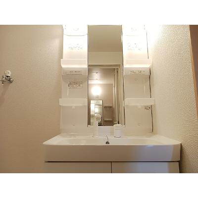 フランネル　Ⅰ 204【管理NO：1-018630001-02040】 ★家具家電は申し込み後に搬入します★の物件写真6