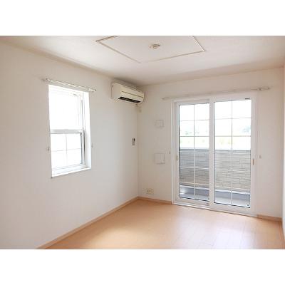 サンテラス・ミッチィーⅡ 102【管理NO：1-015395802-01020】 ★家具家電は申し込み後に搬入しますの物件写真2