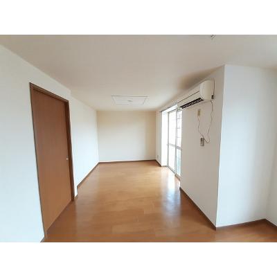 ランドマーク　２００２　２ 203【管理NO：1-011362702-02030】 ★家具家電は申し込み後に搬入しますの物件写真2