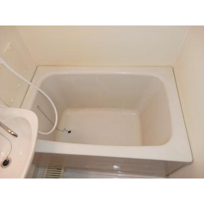 リバーサイドビラⅡ 102【管理NO：1-004310302-01020】 ★家具家電は申し込み後に搬入しますの物件写真4