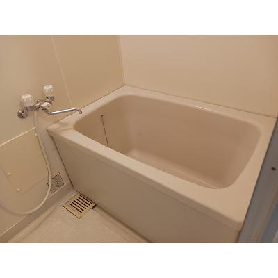 apartment 三重県鈴鹿市中江島町１８番２５号 

↓地図はこちらから